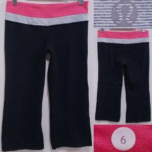 Lululemon Groove Crop Leggings 6 Small Woman's Wee Stripe Pink Pants Capri Black